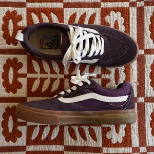 Vans Suede Gum Kyle Walker - Size: 9.5  Color: Wine